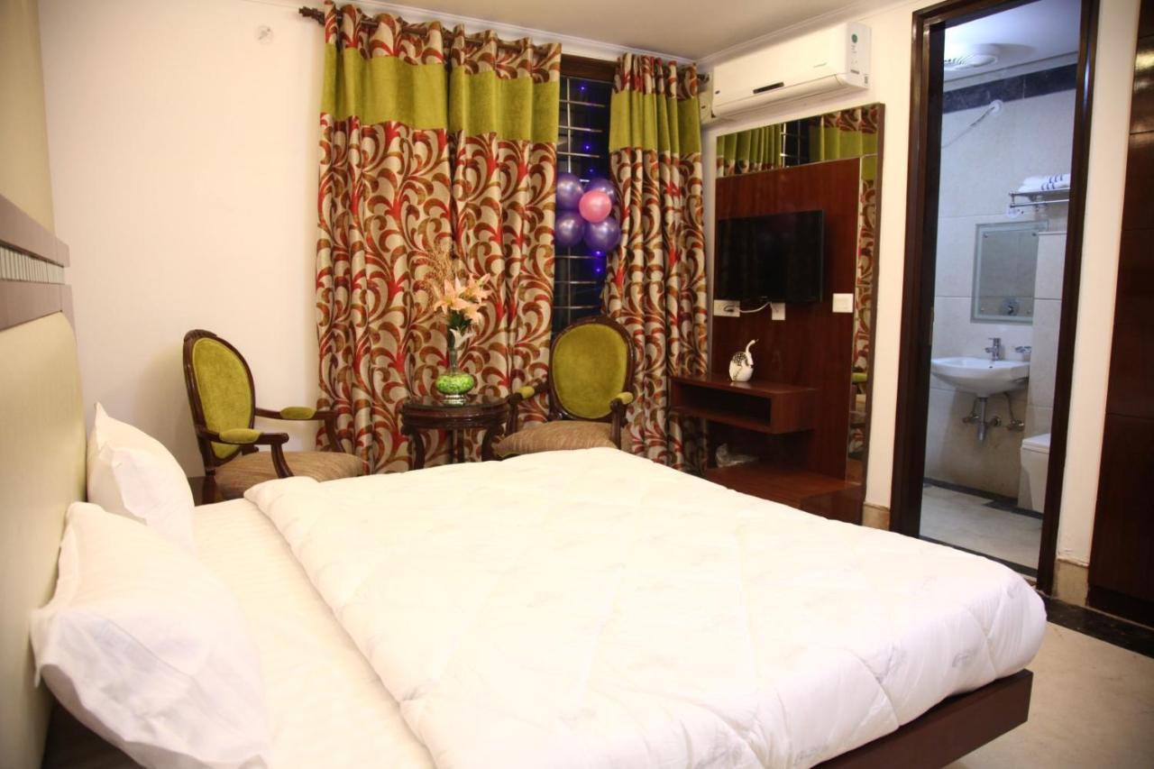 Vrindāvan Hotel Dev Residency المظهر الخارجي الصورة