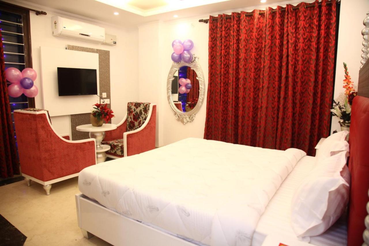 Vrindāvan Hotel Dev Residency المظهر الخارجي الصورة