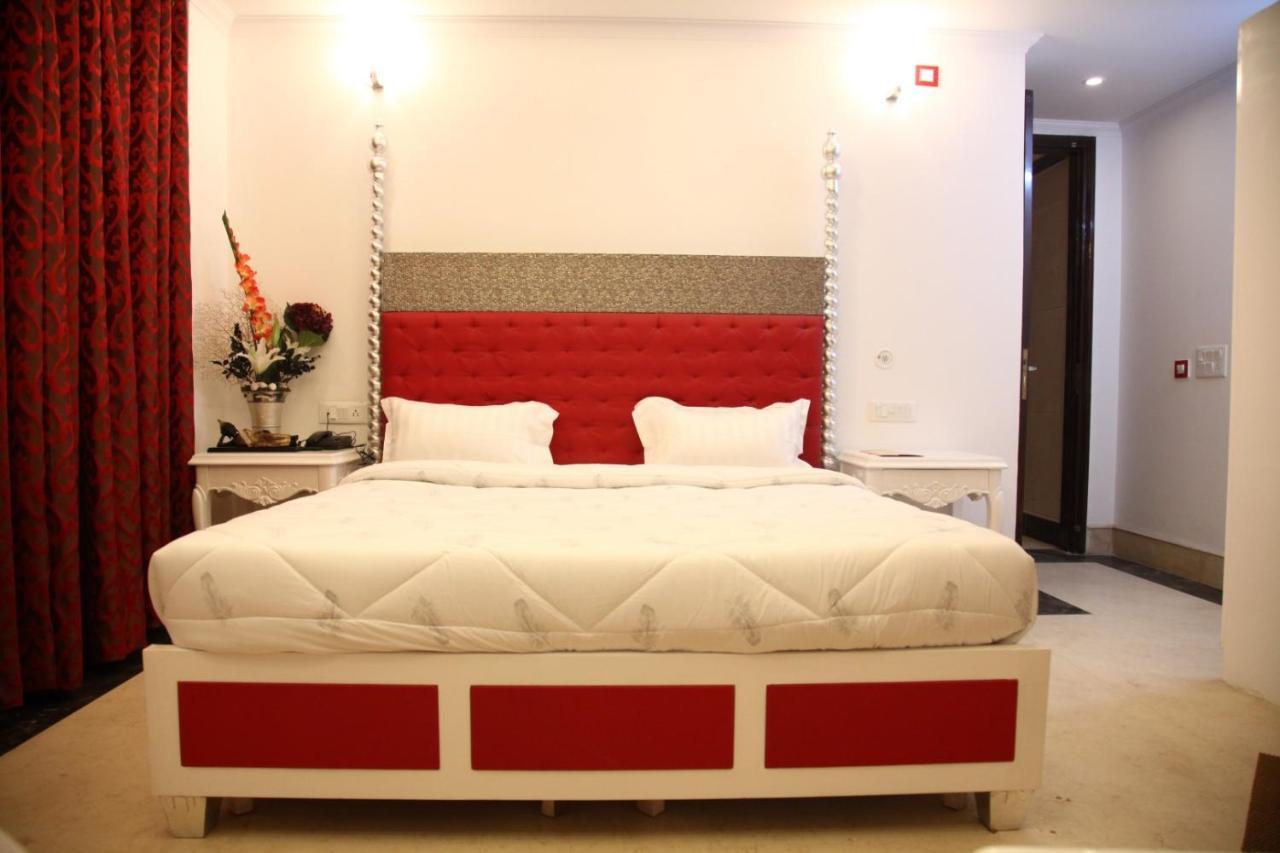 Vrindāvan Hotel Dev Residency المظهر الخارجي الصورة