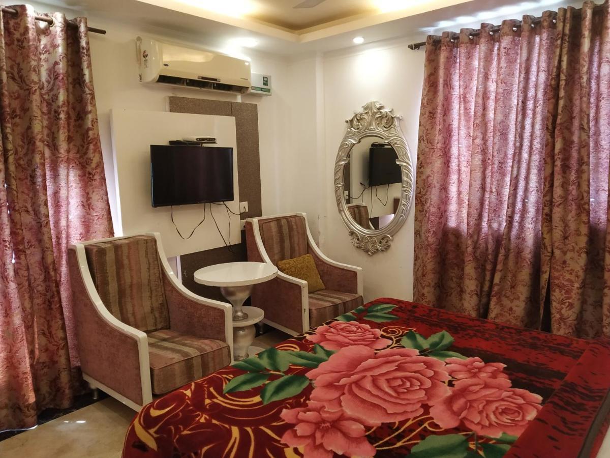 Vrindāvan Hotel Dev Residency المظهر الخارجي الصورة