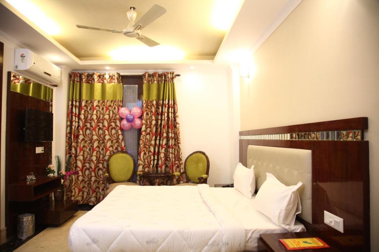 Vrindāvan Hotel Dev Residency المظهر الخارجي الصورة