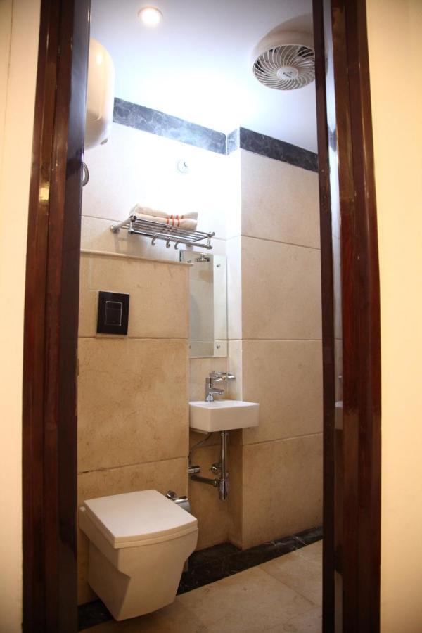 Vrindāvan Hotel Dev Residency المظهر الخارجي الصورة